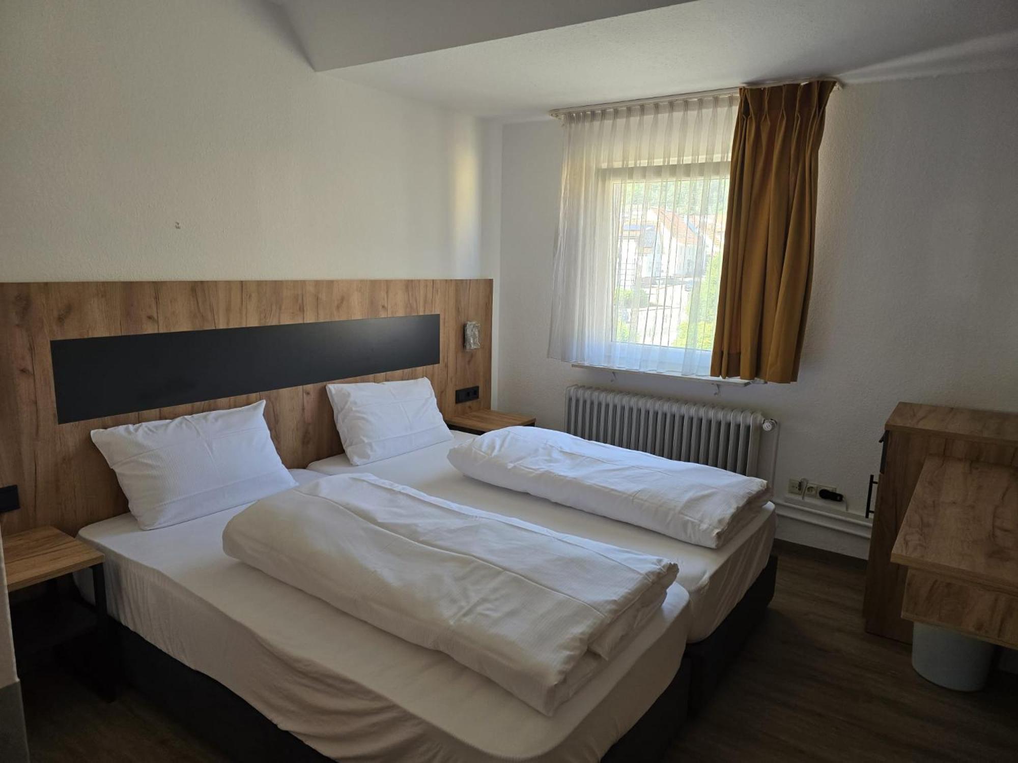 Landgasthof Kreuz Mit Gaestehaus Immendingen Екстериор снимка